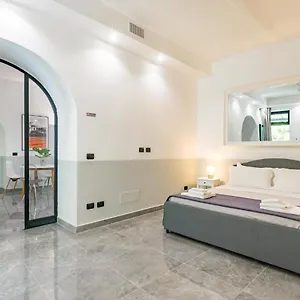 Laurina Deluxe Roma