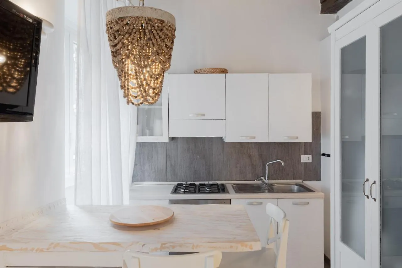 Navona Loft Luxury 5 People Apartment Rome